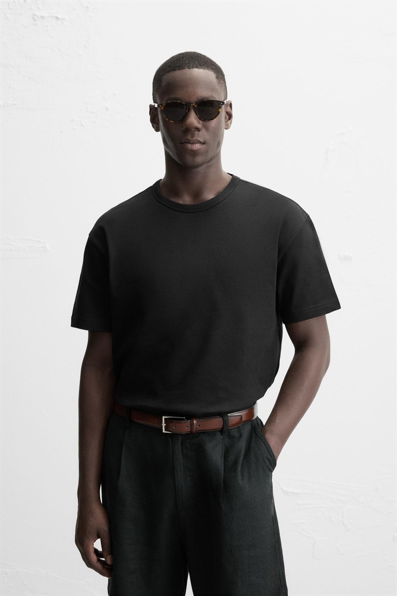 HEAVYWEIGHT T-SHIRT MED RIBKANT, BASIS