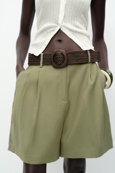 برمودا ببنسات وحزام - كاكي الخاص بـ Zara