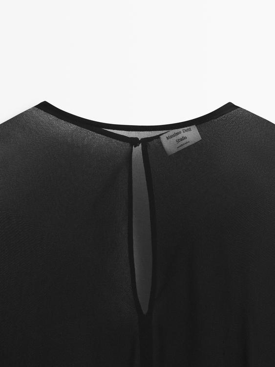 Flowing transparent cape - STUDIO