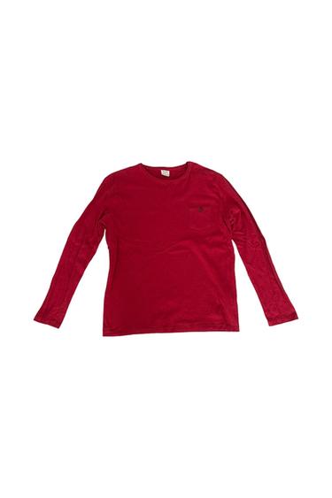 CAMISETA CON BOLSILLO