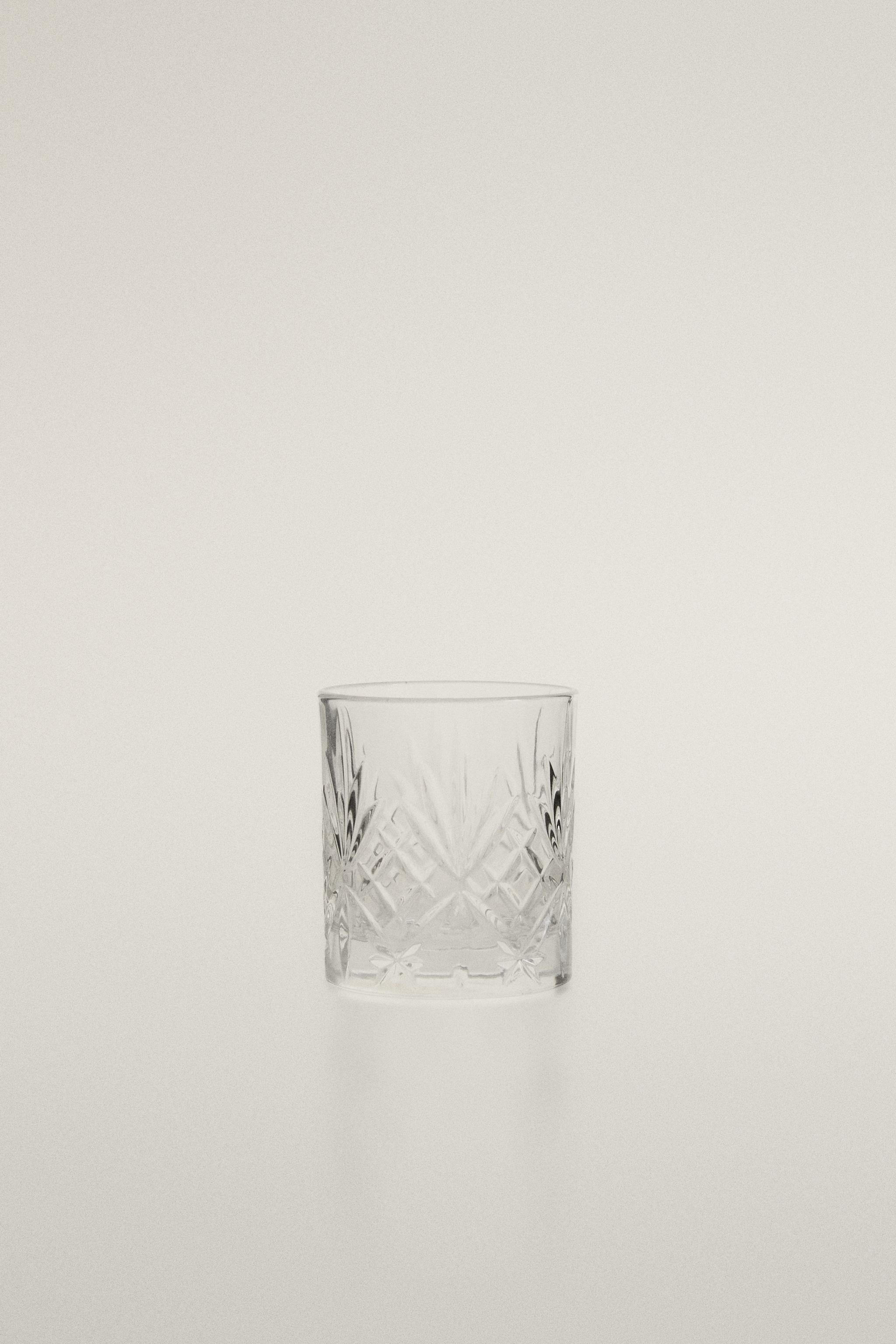 ENGRAVED CRYSTALLINE SHOT GLASS — Transparent
