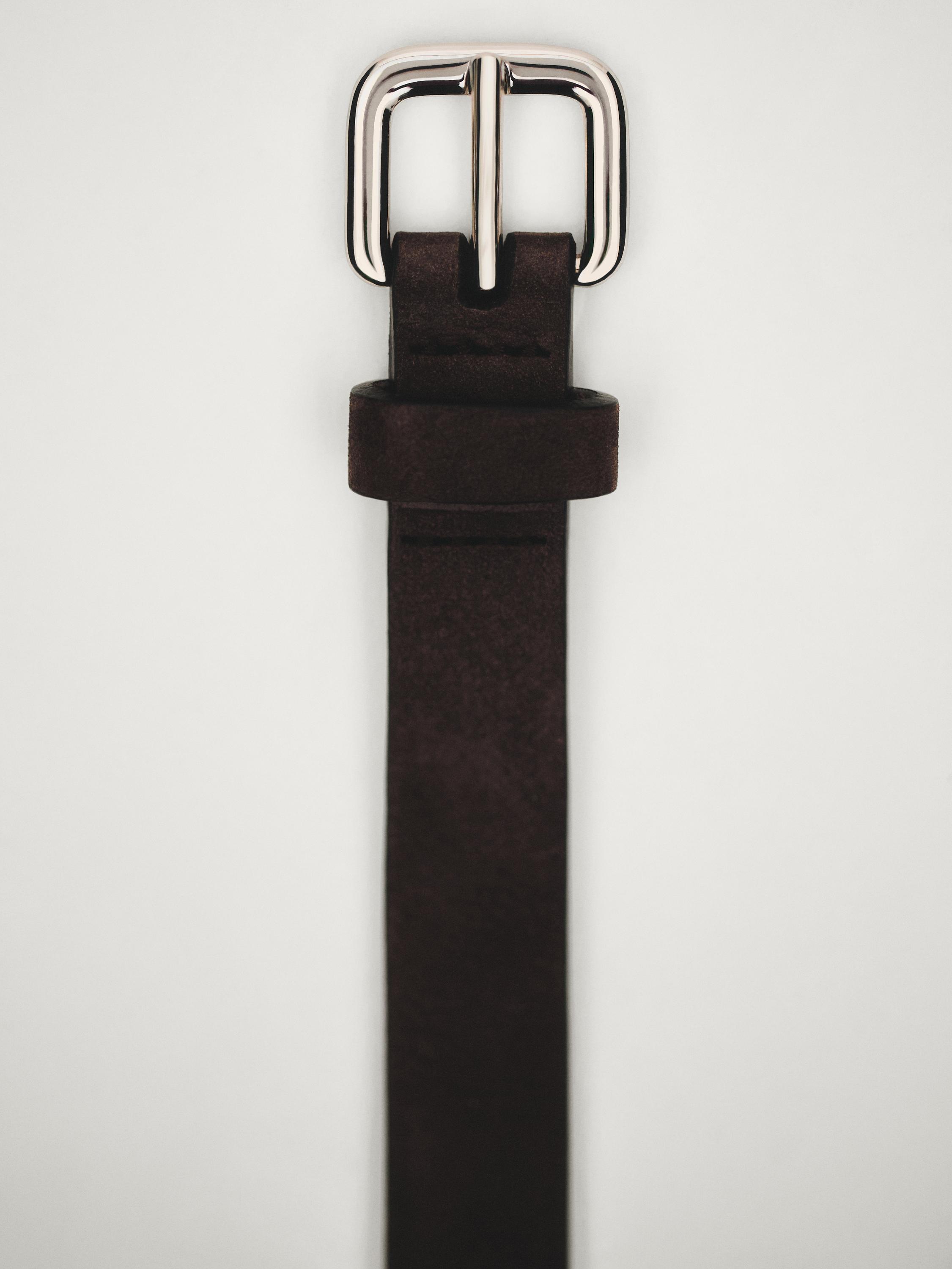 Leather belt with square buckle