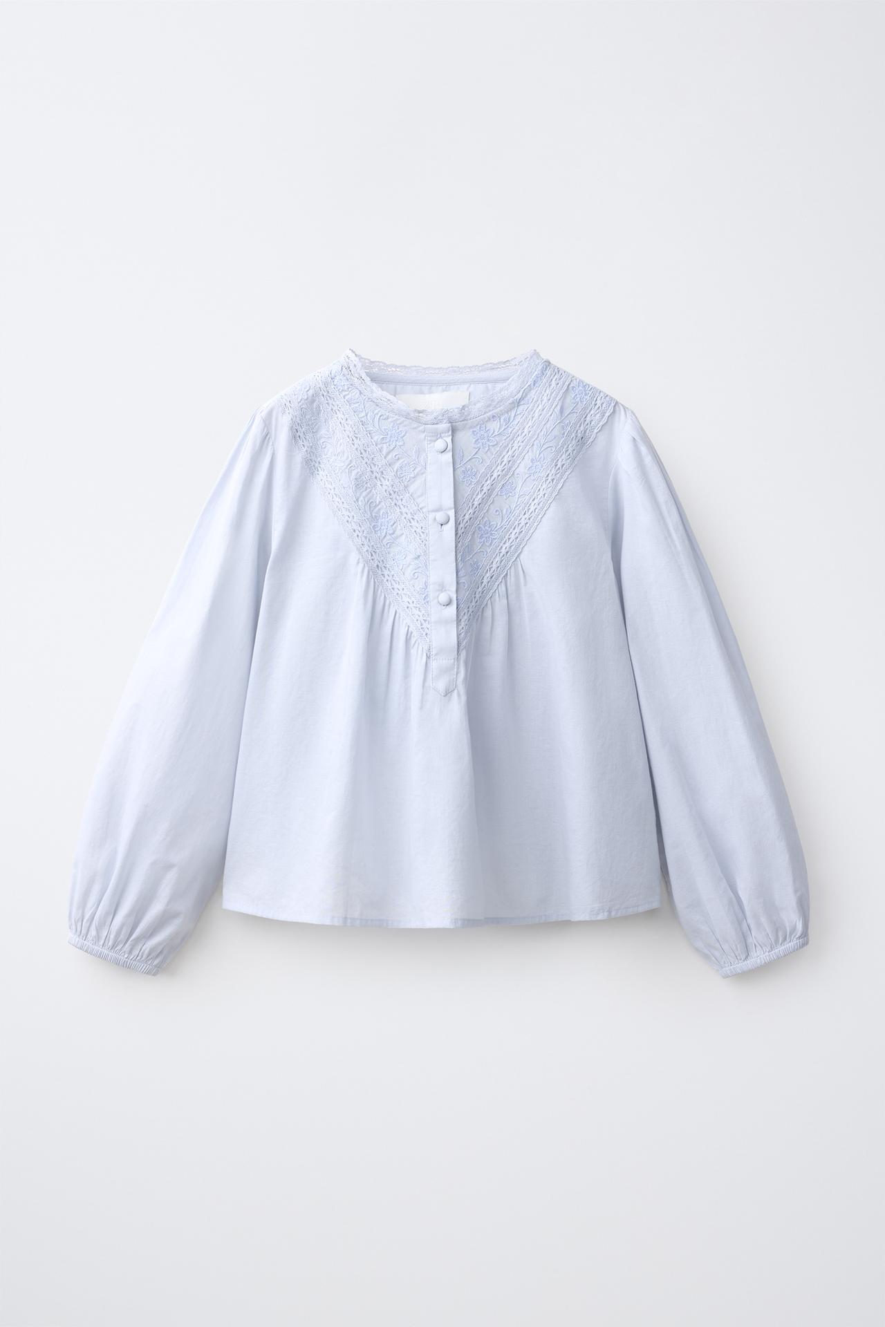 EMBROIDERED YOKE ROMANTIC SHIRT — Light blue