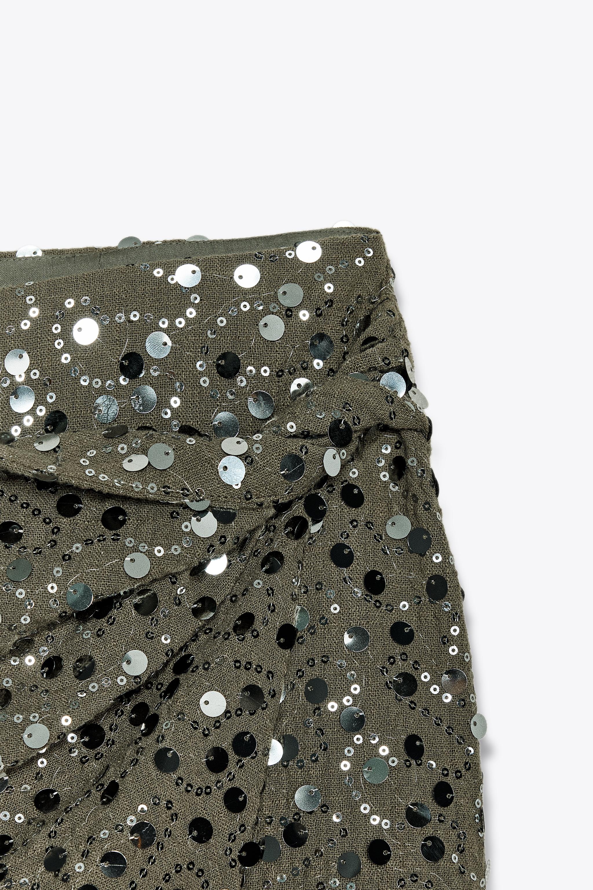 ZARA スパンコールノット スコートパンツ 7969/026 スパンコールノット スコートパンツ - カーキ | ZARA Japan / 日本