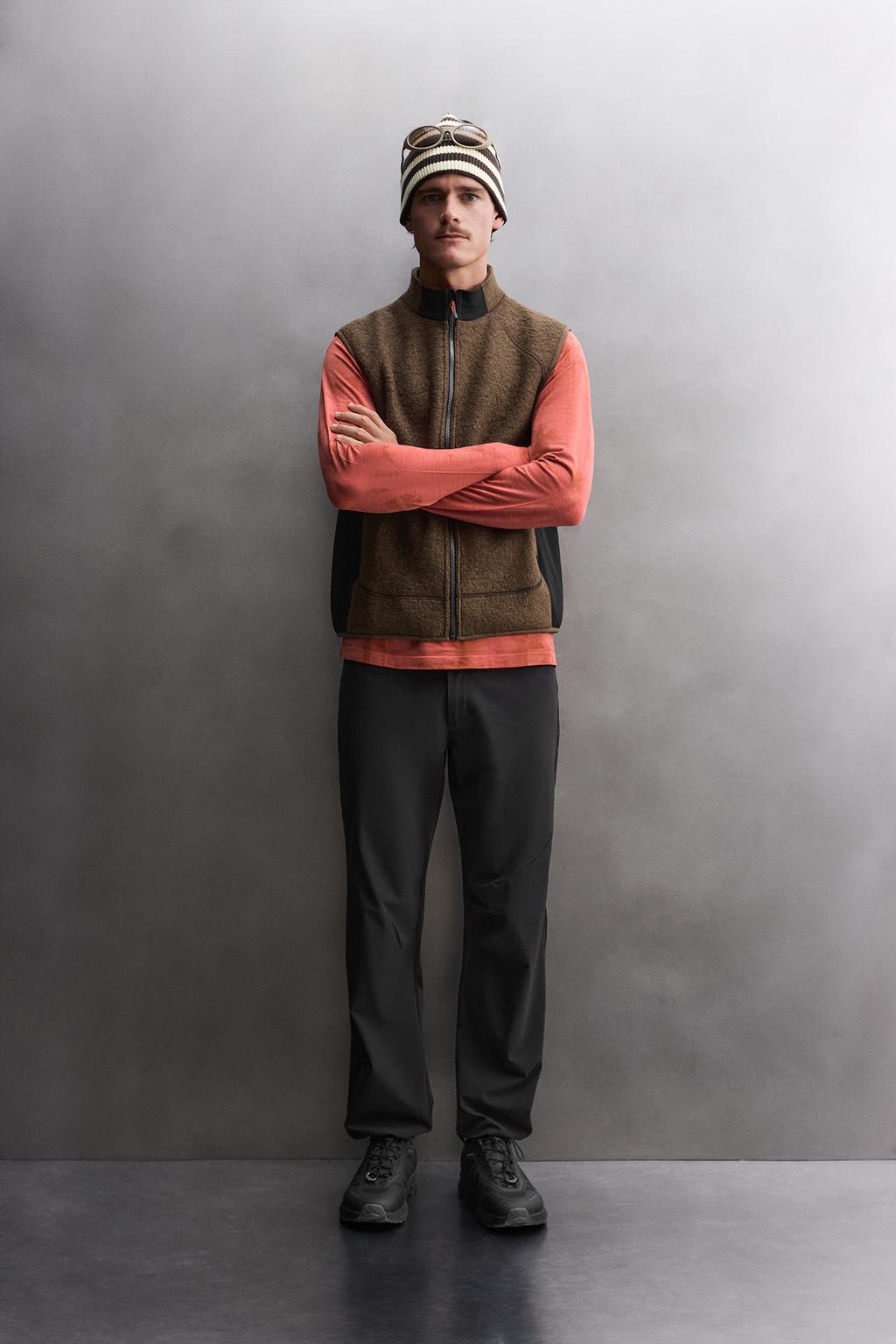 COLOUR BLOCK COMBINED FLEECE GILET