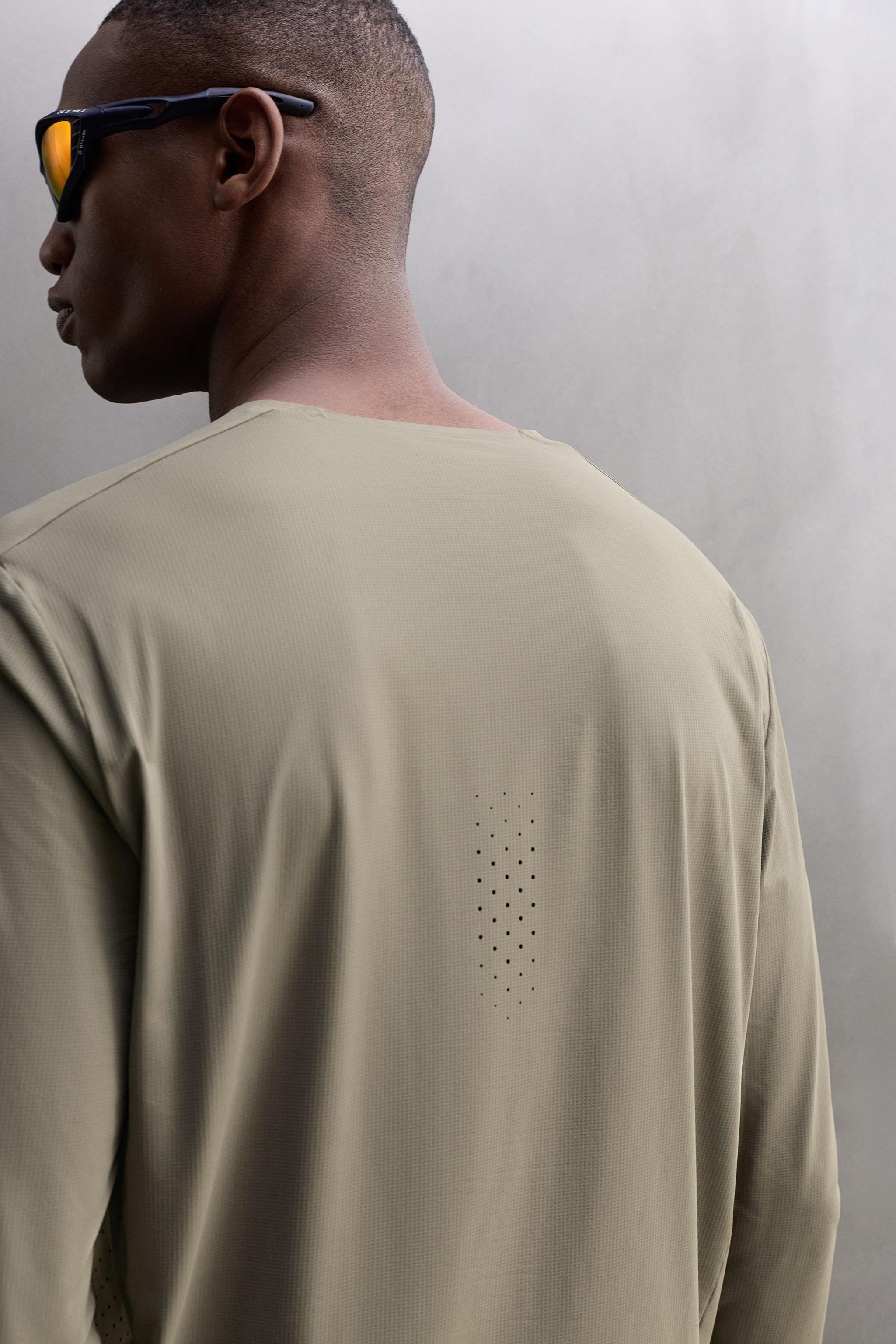 PERFORATED TECHNICAL T-SHIRT - taupe brown | ZARA United States