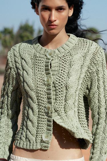 GILET EN MAILLE À BOUTONS FLEUR - Vert clair de Zara - Image 5