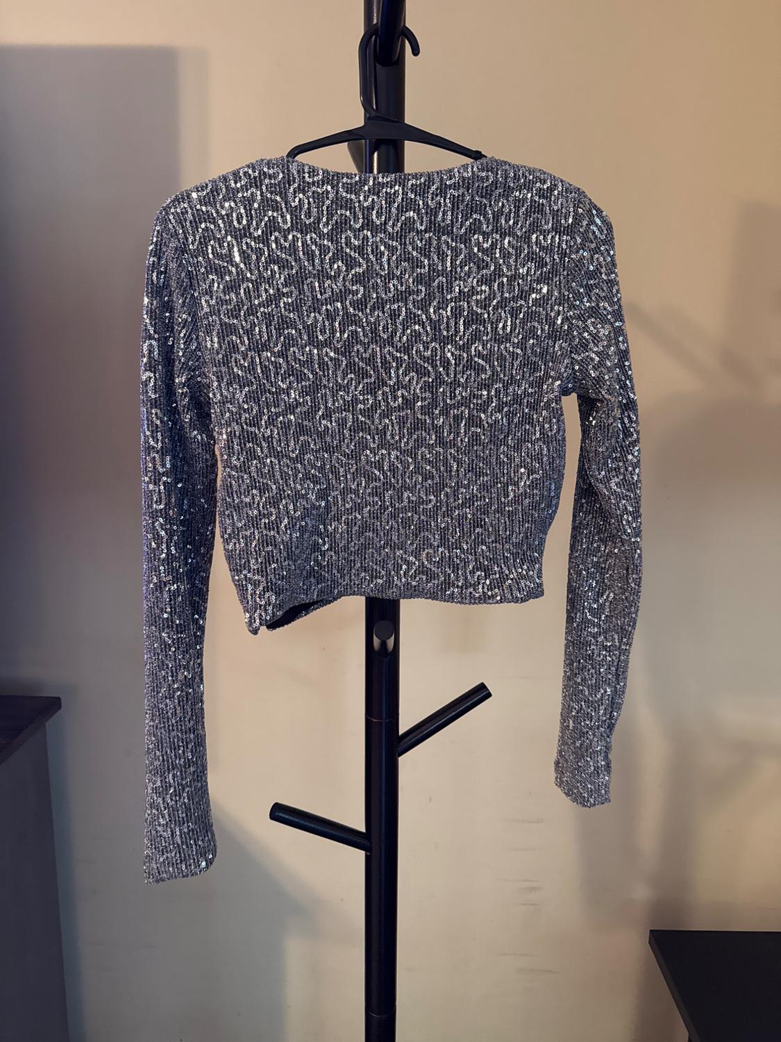 SEQUIN KNOTTED TOP - Image 2
