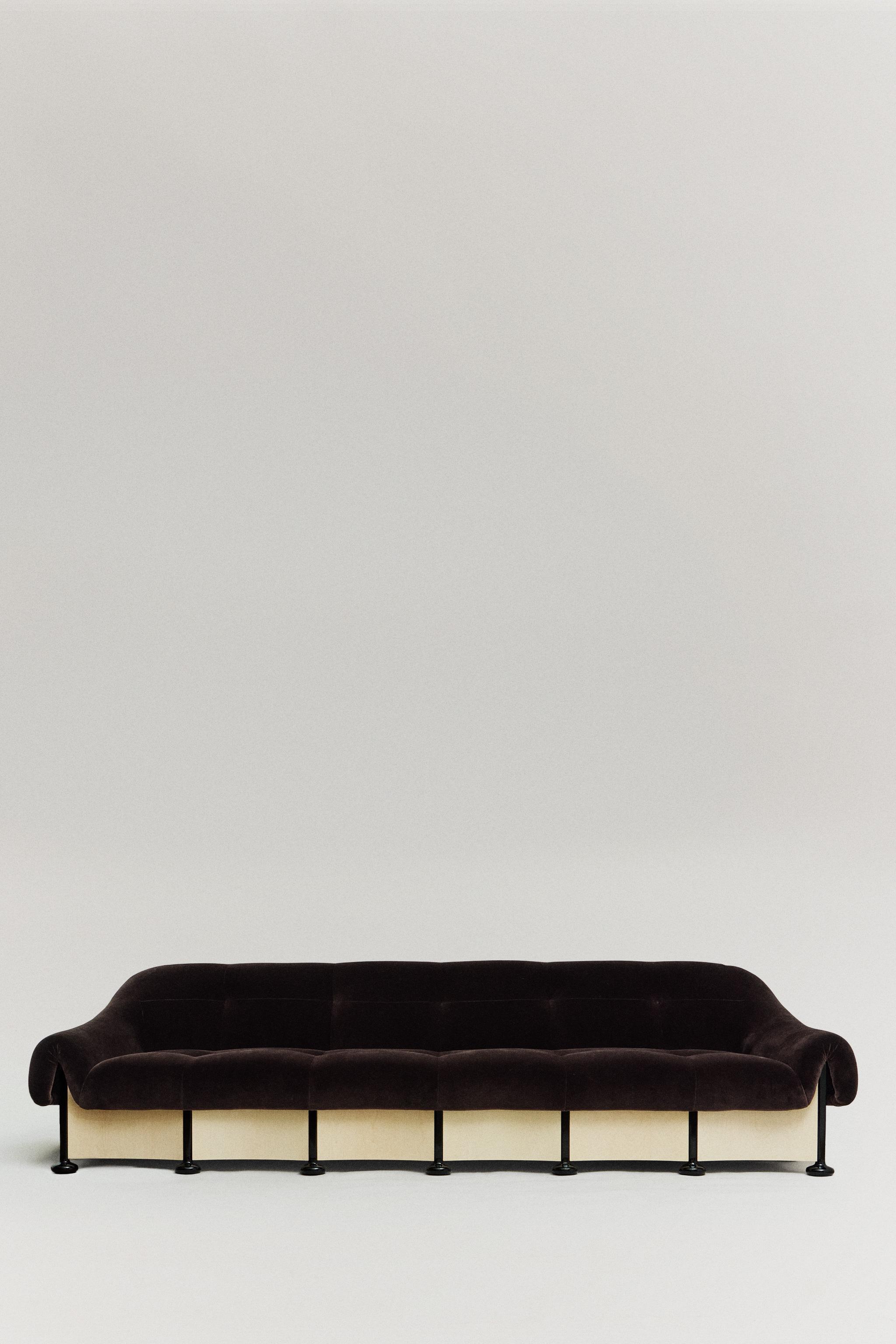 THE UNCOLLECTED SOFA