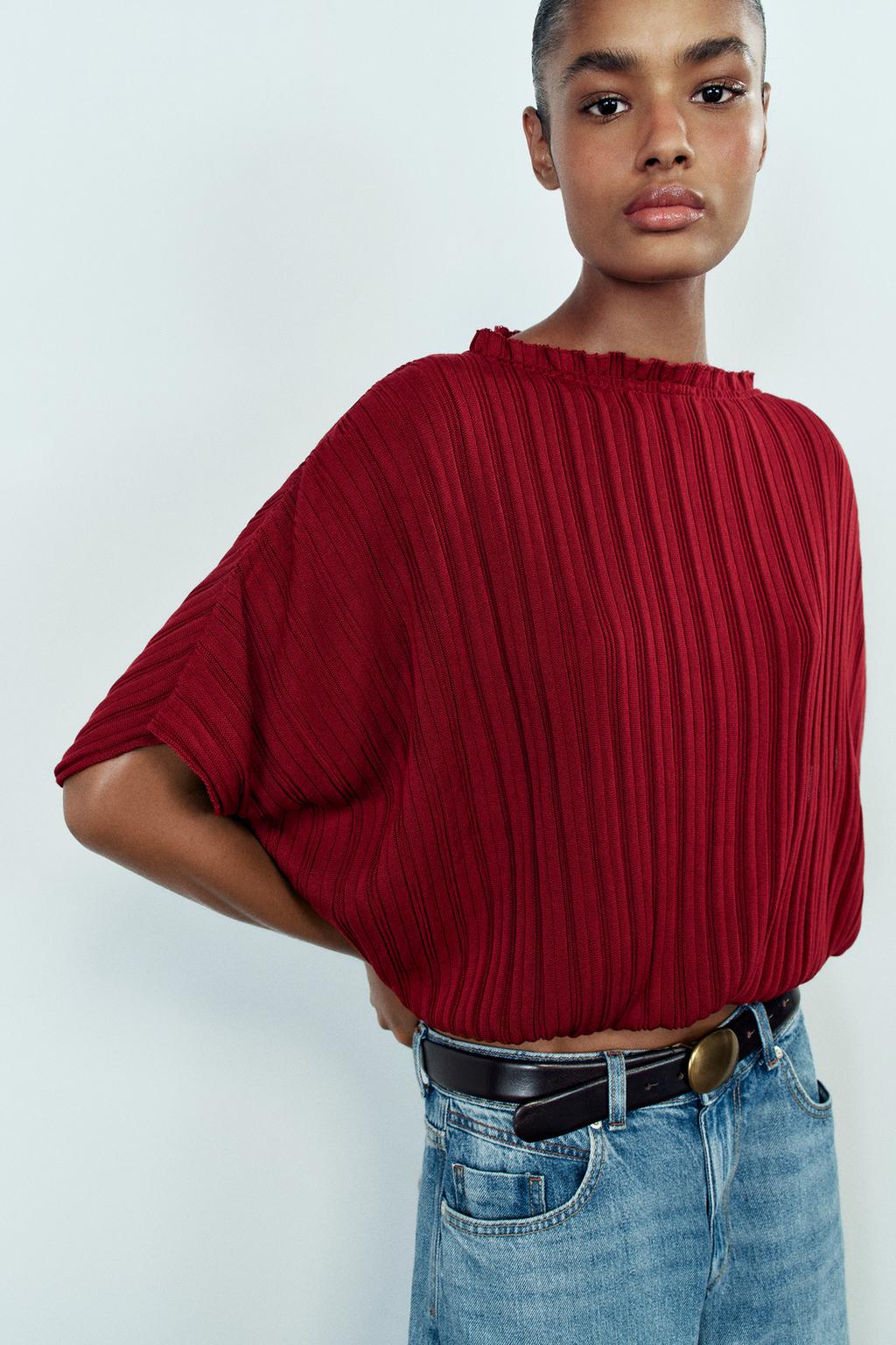 WIDE RIBBED KNIT TOP