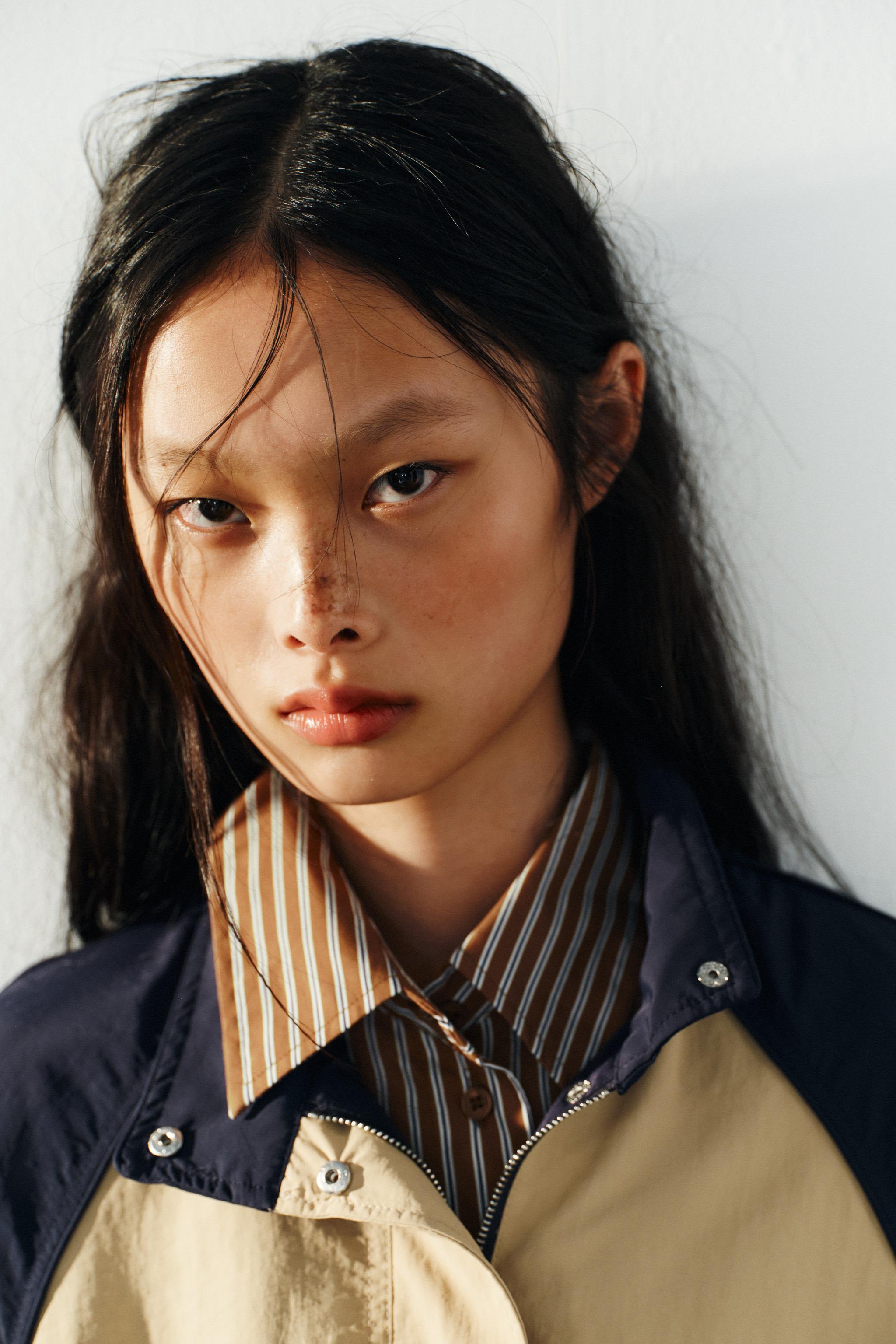 Женские куртки Zara TECHNICAL FABRIC COMBINED JACKET — фото 3