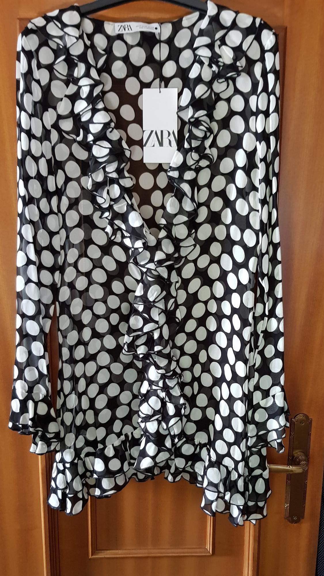 RUFFLED POLKA DOT BLOUSE