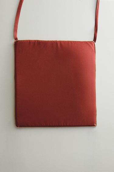 CONTRAST ARMCHAIR SEAT CUSHION - Reddish by Zara