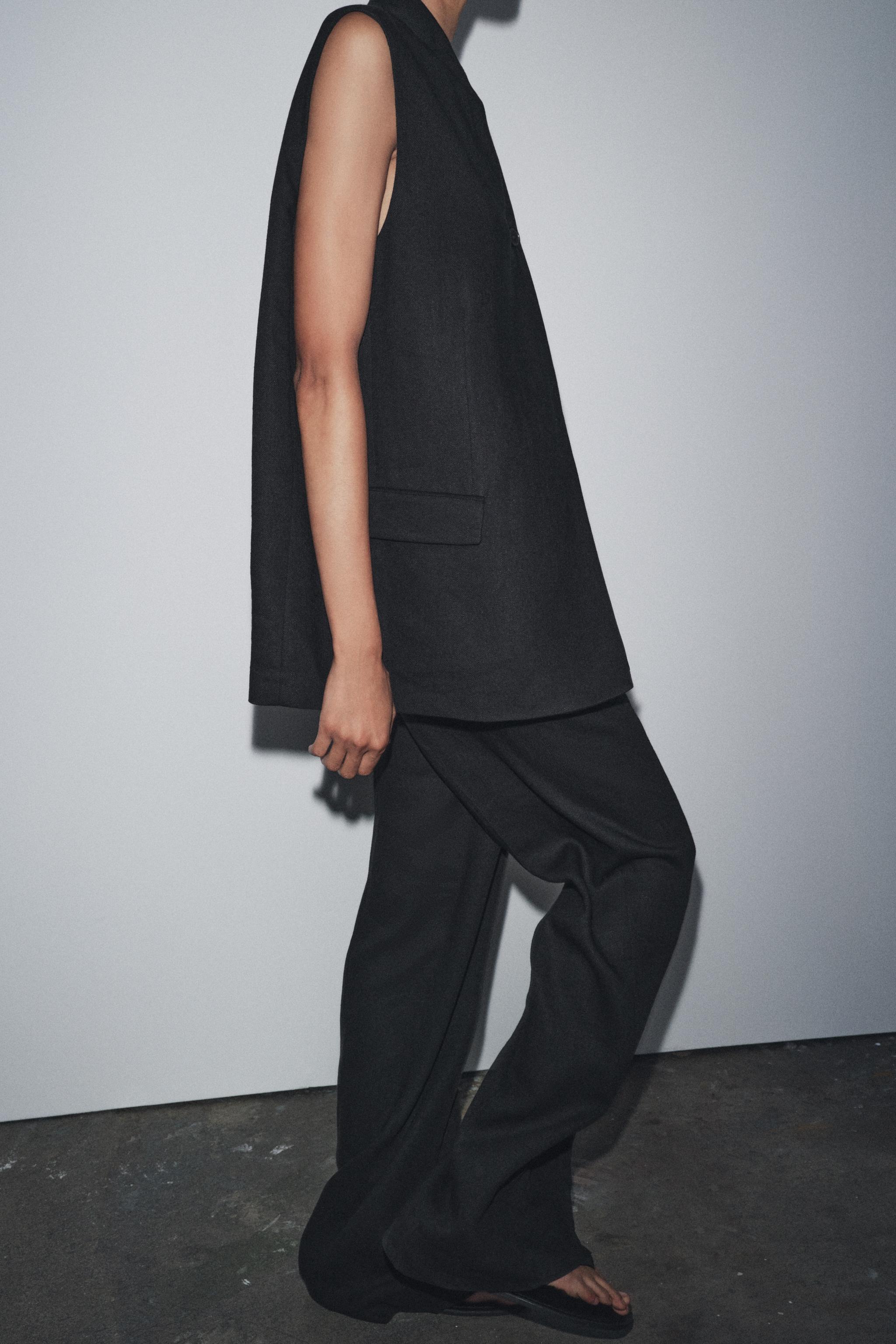 ZARA⭐︎リネン入りベスト黒xs 未使用 ZARA⭐︎リネン入りベスト黒xs 未使用 リネン入りベスト ZW COLLECTION