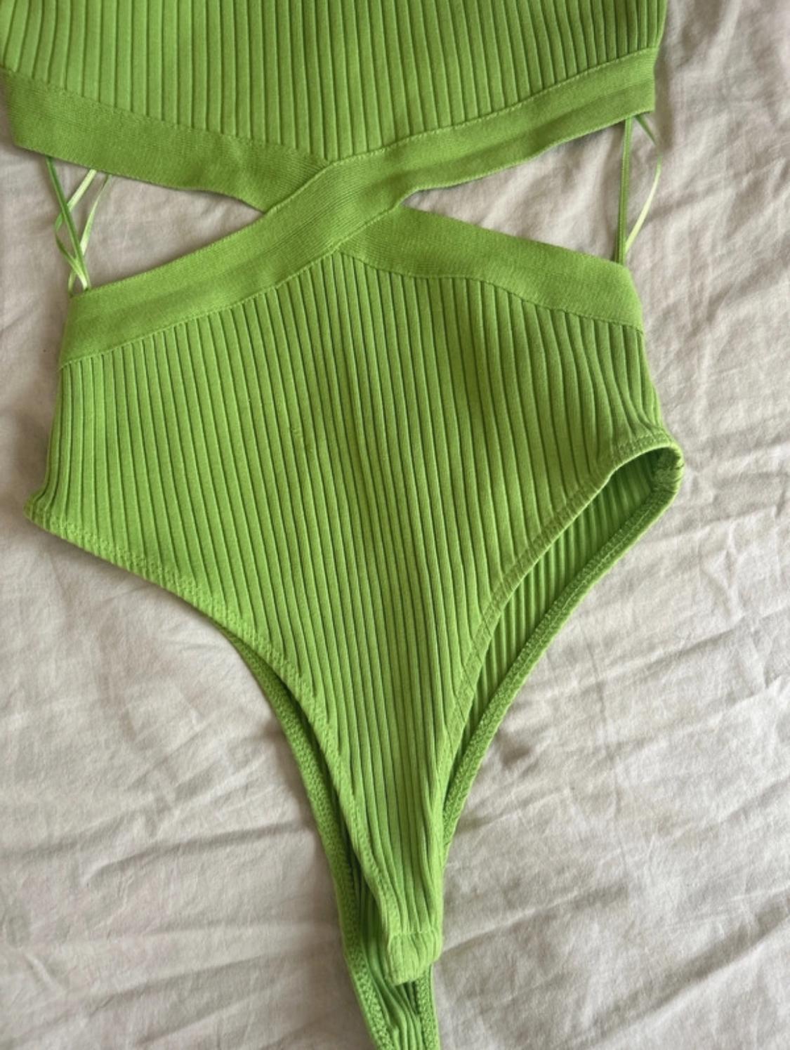 RIBBED CUT-OUT BODYSUIT - Image 3