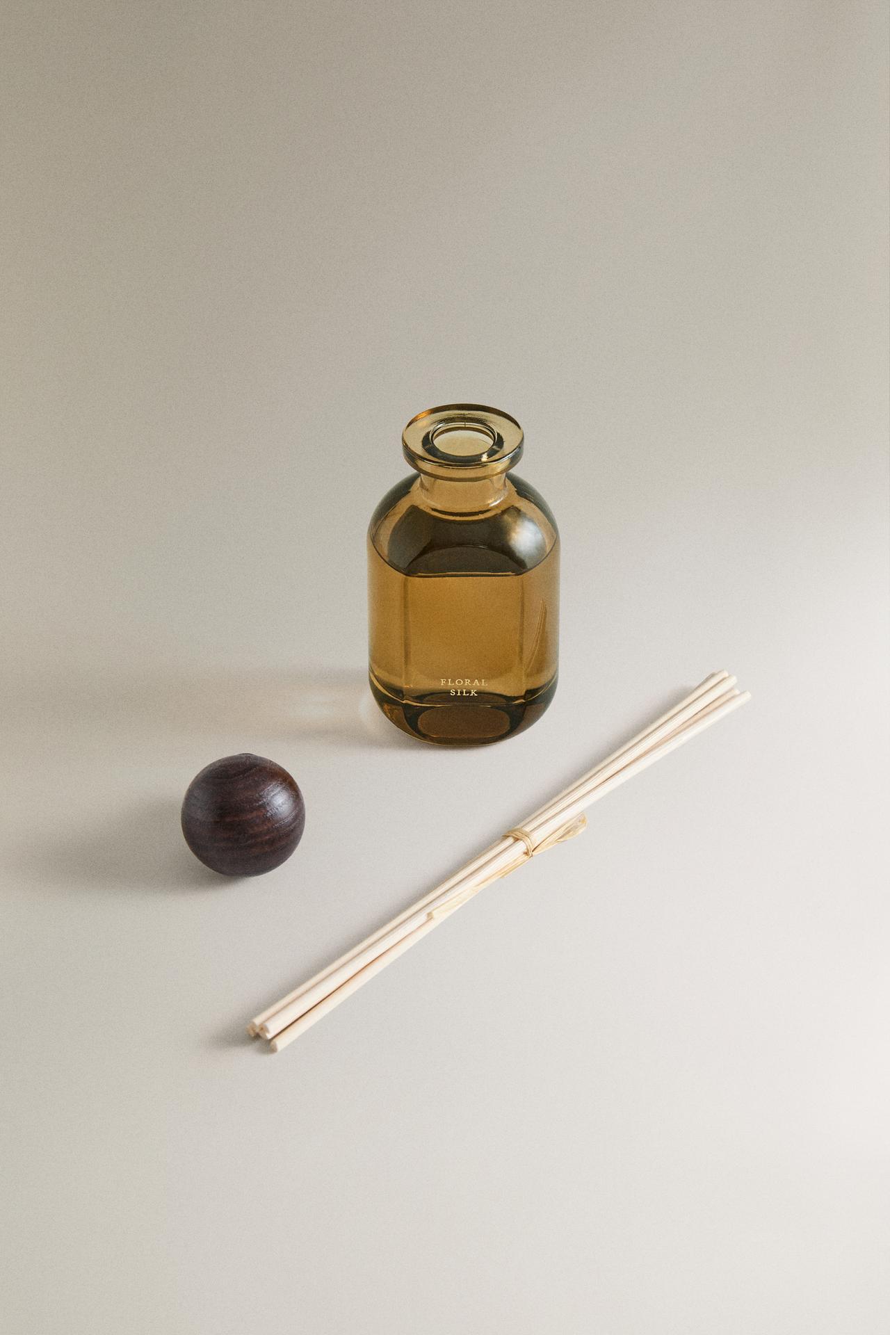 (100 ML) FLORAL SILK REED DIFFUSERS — Ecru/Yellow
