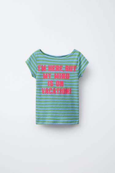 CAMISETA RAYAS Y TEXTO - Verde de Zara