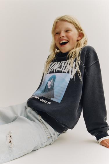 SUDADERA EFECTO LAVADO WEDNESDAY © - Gris antracita de Zara
