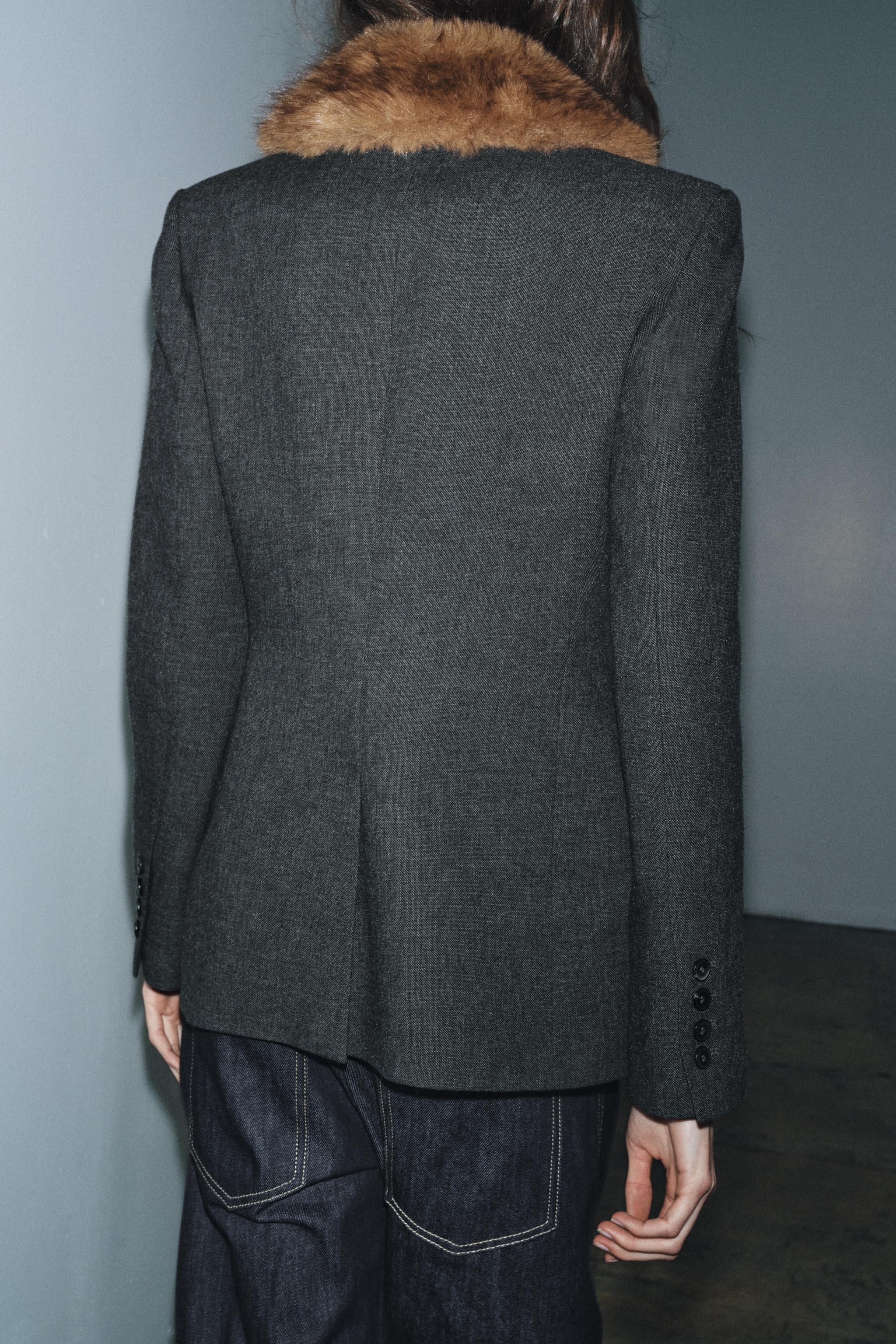 FITTED BLAZER WITH FAUX FUR COLLAR ZW COLLECTION