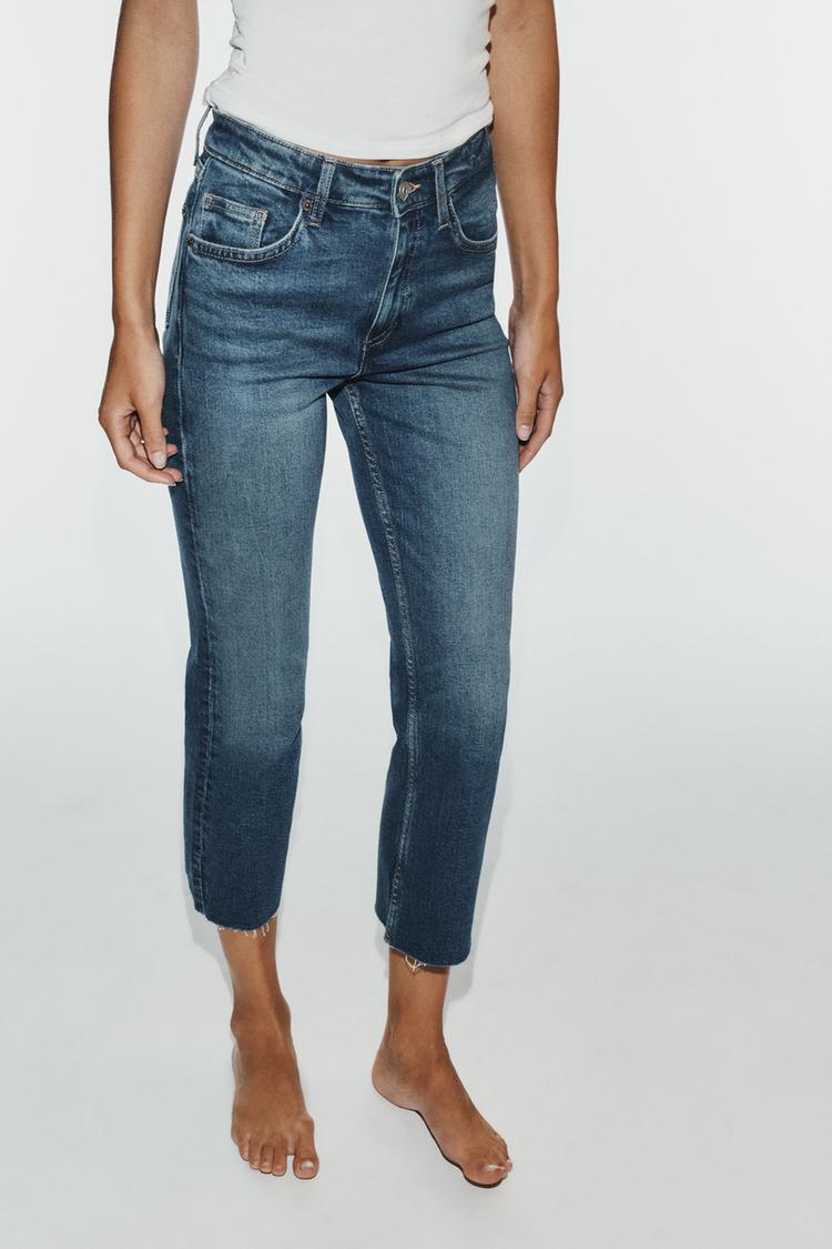 Jeans acampanados de tiro alto y corte cropped 3