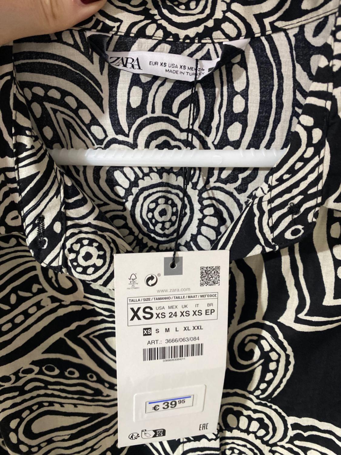 PRINTED DRESS WITH BELT - Image 3