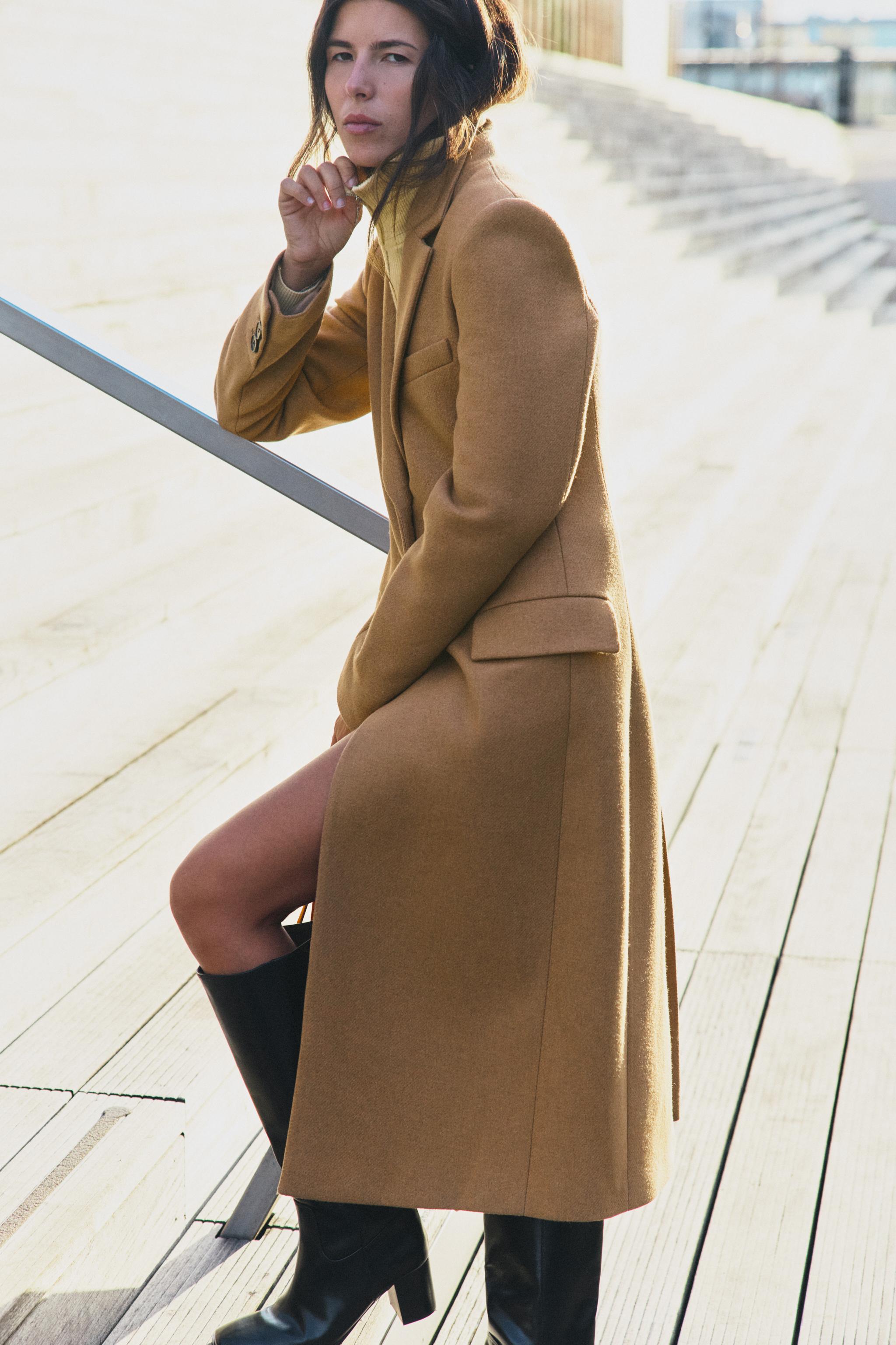 MANTEAU LONG AJUSTÉ AVEC LAINE