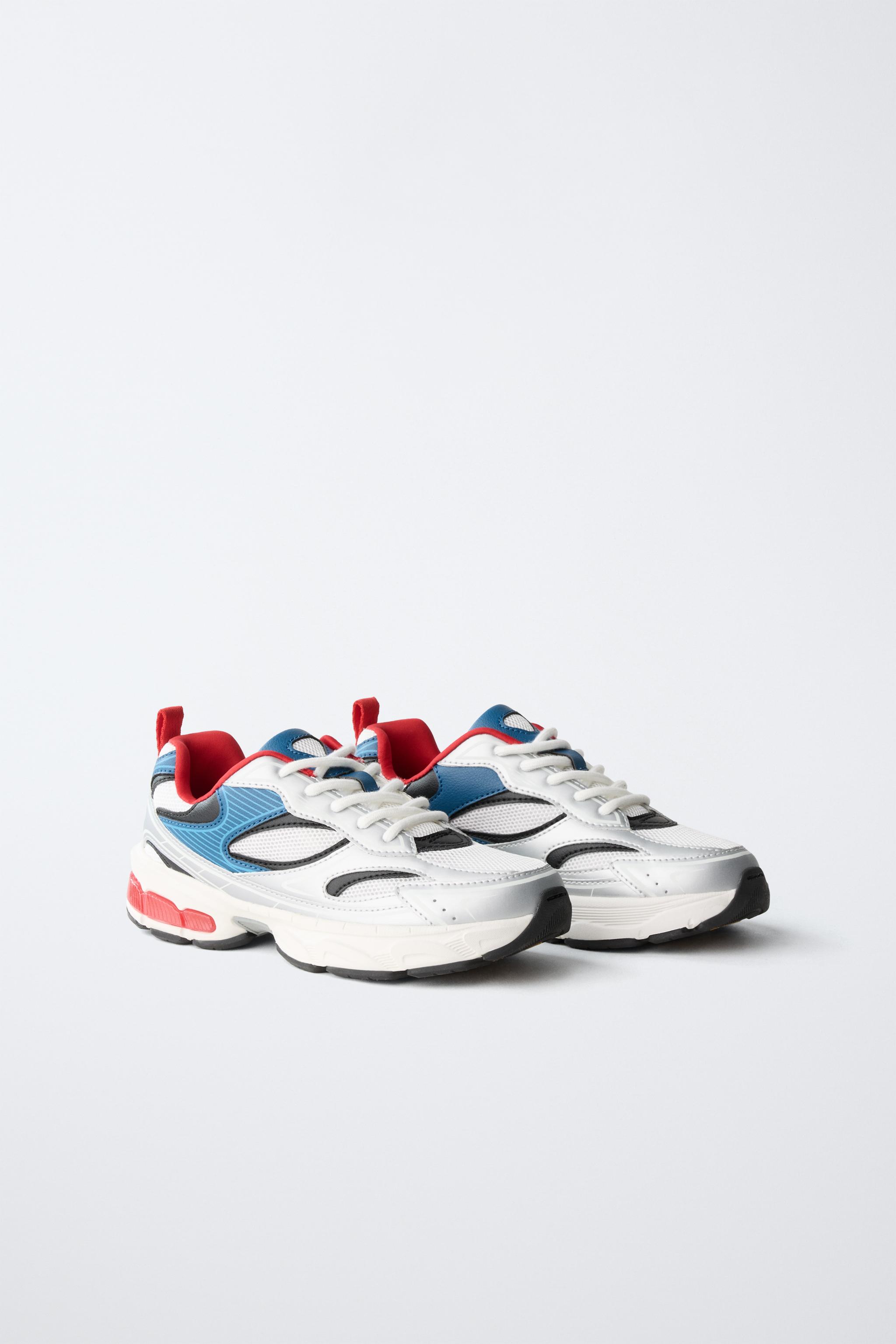 SPORTY MESH SNEAKERS