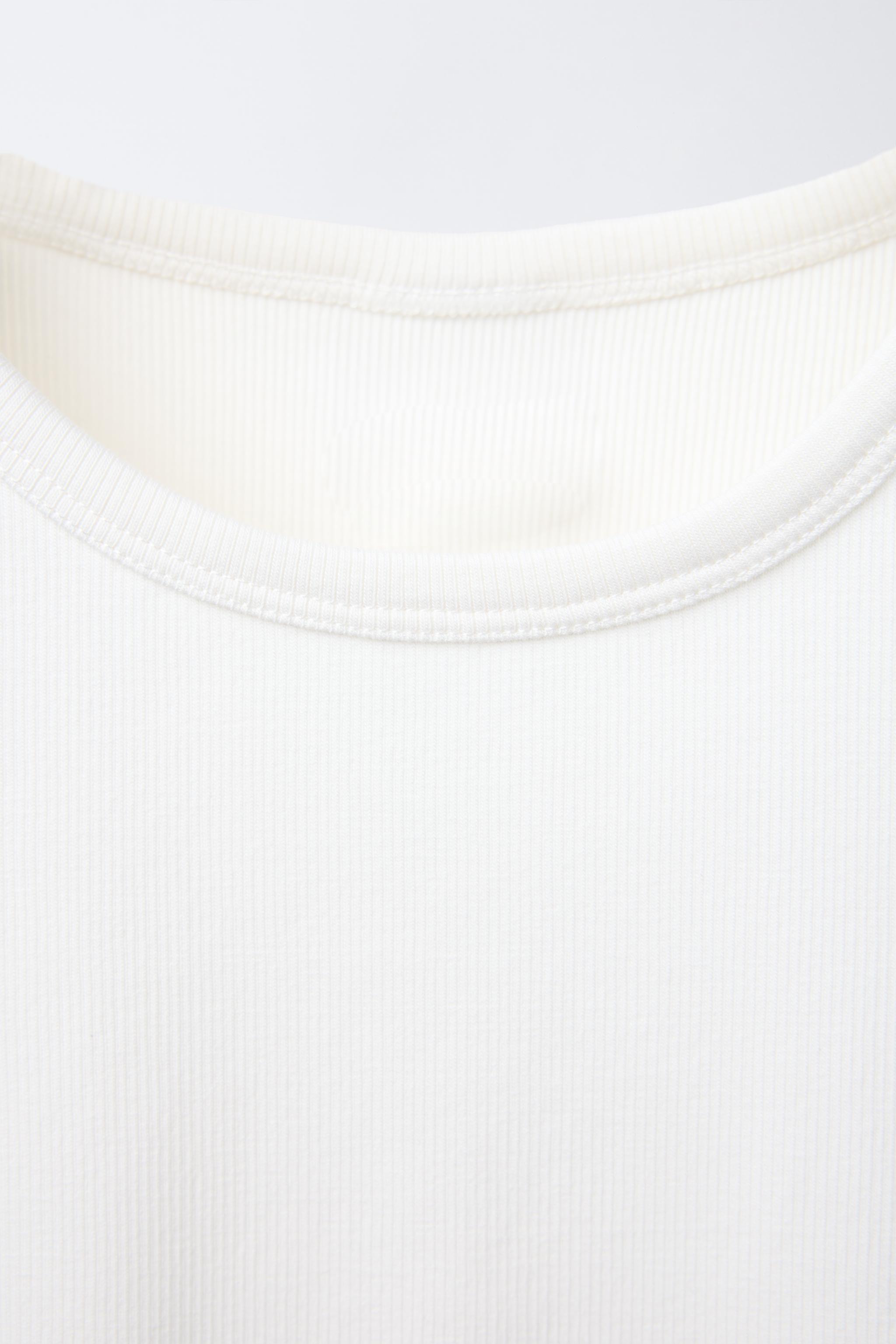 T-SHIRT CÔTELÉ CUT OUT LACETS