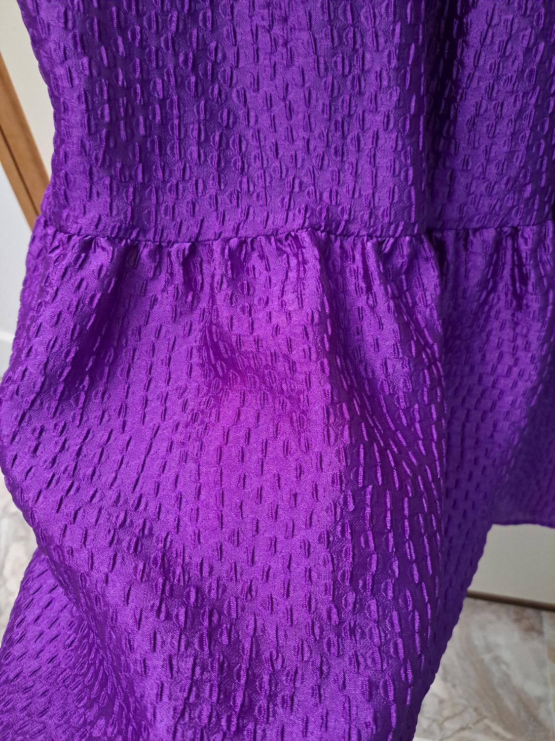 VOLUMINOUS MIDI SKIRT - Image 3