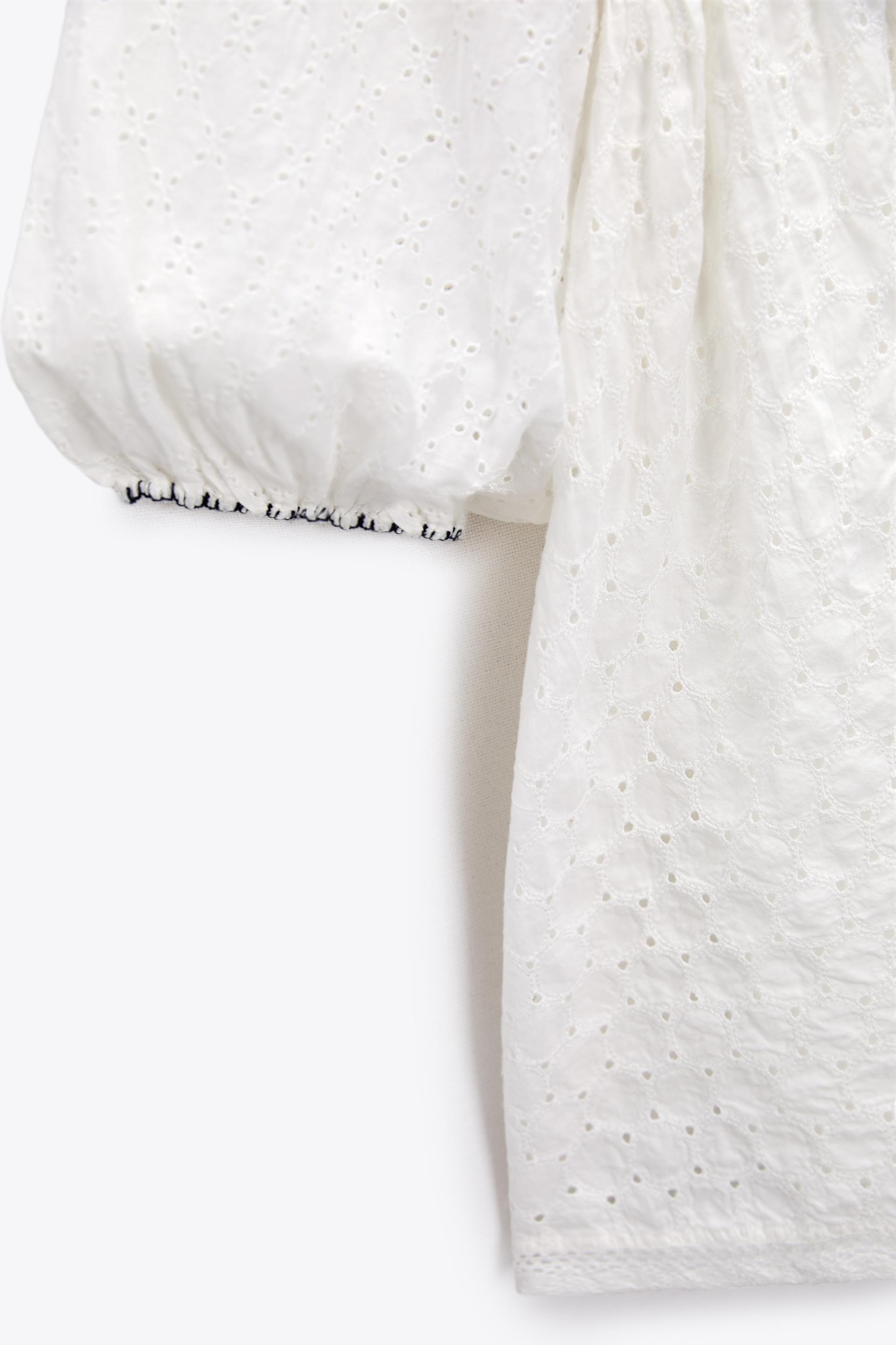 Vestido Curto Com Bordados Perfurados Branco-Marfim