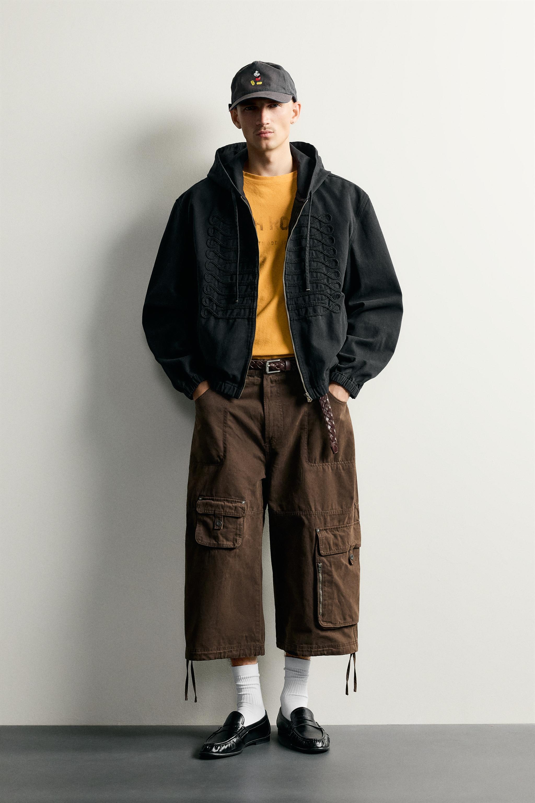 BLOUSON À BRANDEBOURGS CAPUCHE