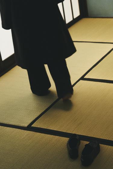 LOOK - Dark brown by Zara