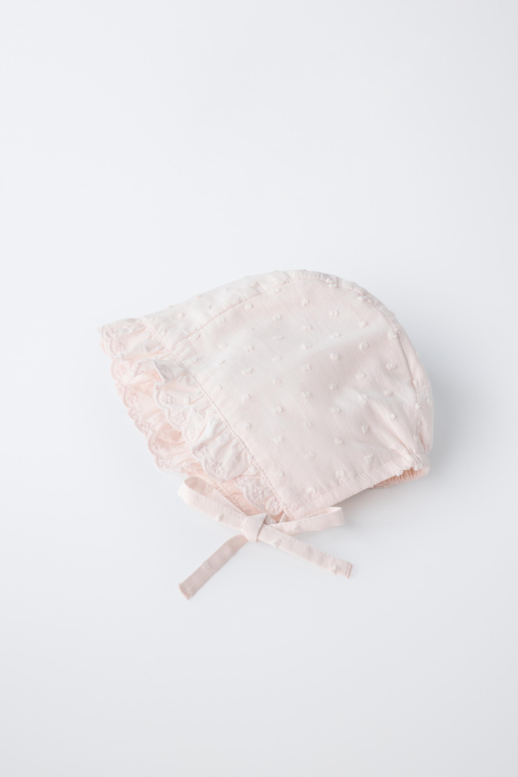 RUFFLED DOTTED MESH BONNET