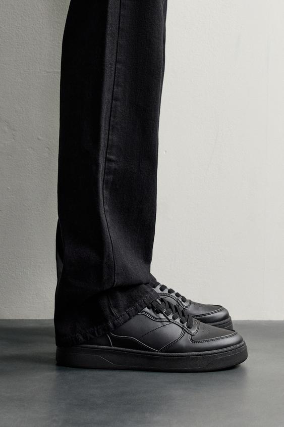 ZAPATILLA ESTILO RETRO - Negro de Zara - Imagen 0