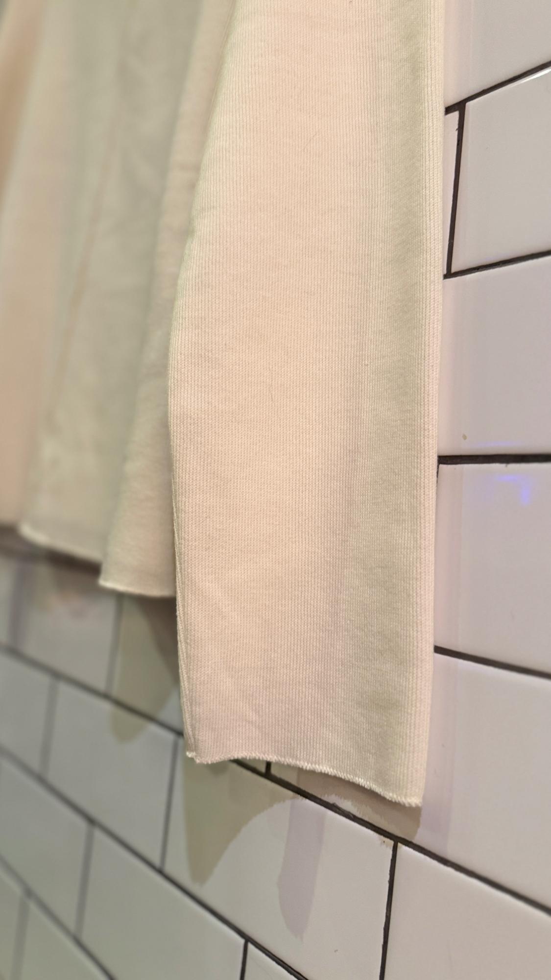 FRONT SEAM SOFT SWEATER - Image 4