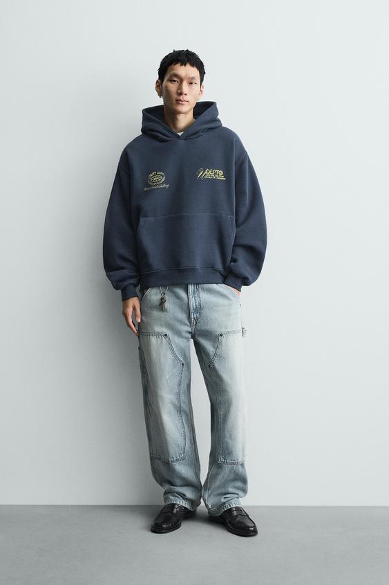 SUDADERA LAVADA TEXTOS ESTAMPADOS - Azul de Zara - Imagen 0