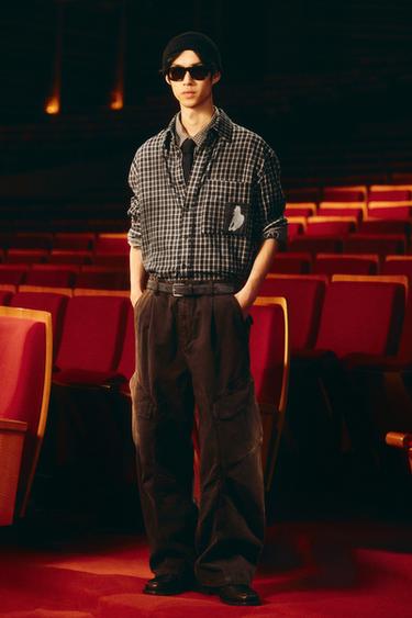 Zara 格紋馬匹貼布襯衫 - 黑色