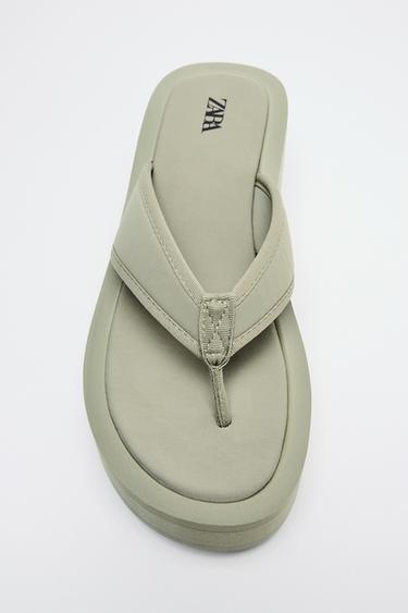 САНДАЛИИ НА ПЛАТФОРМЕ — Зеленый хаки от Zara