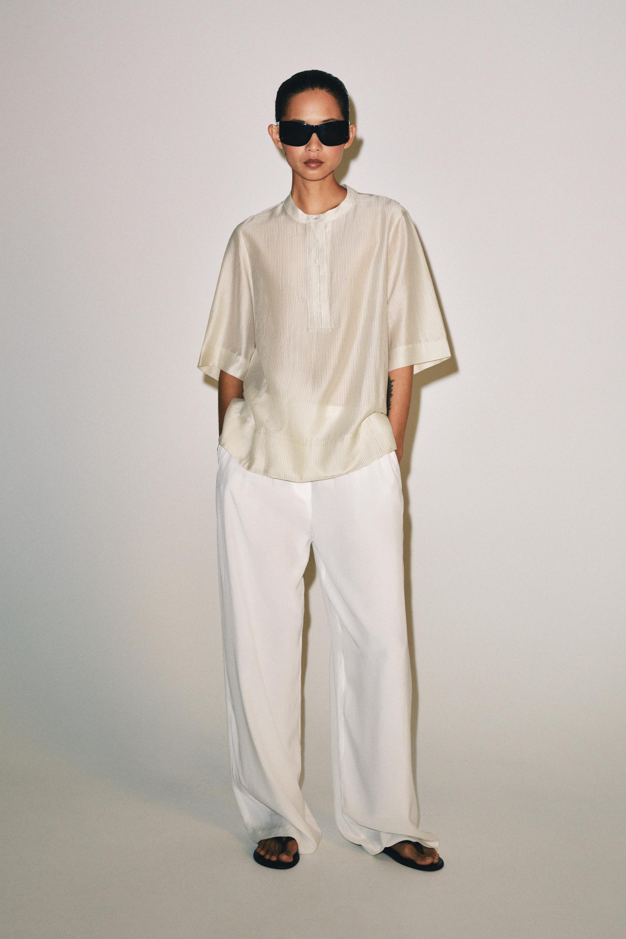 SHORT SLEEVE FLOWY BLOUSE ZW COLLECTION — Ecru / Black