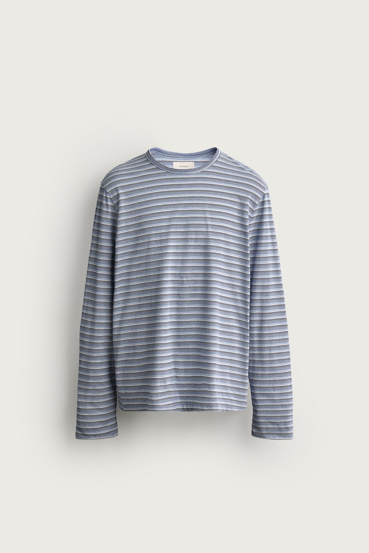 LIGHTWEIGHT JACQUARD STRIPED T-SHIRT — Striped