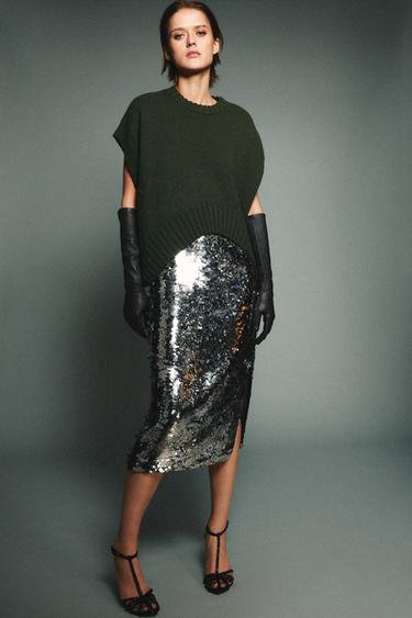 جاكيت فيست واسع من الصوف بحافة غير متماثلة - أخضر by Zara