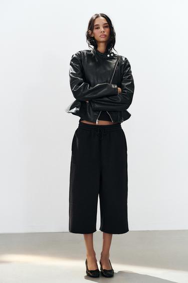 LONG FLEECE BERMUDA SHORTS — Black 1