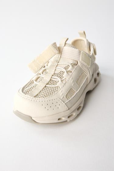 TENNIS DE SPORT EN RÉSILLE - Blanc écru de Zara - Image 2