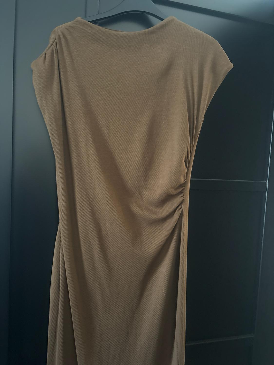 DRAPED MIDI DRESS - Image 3