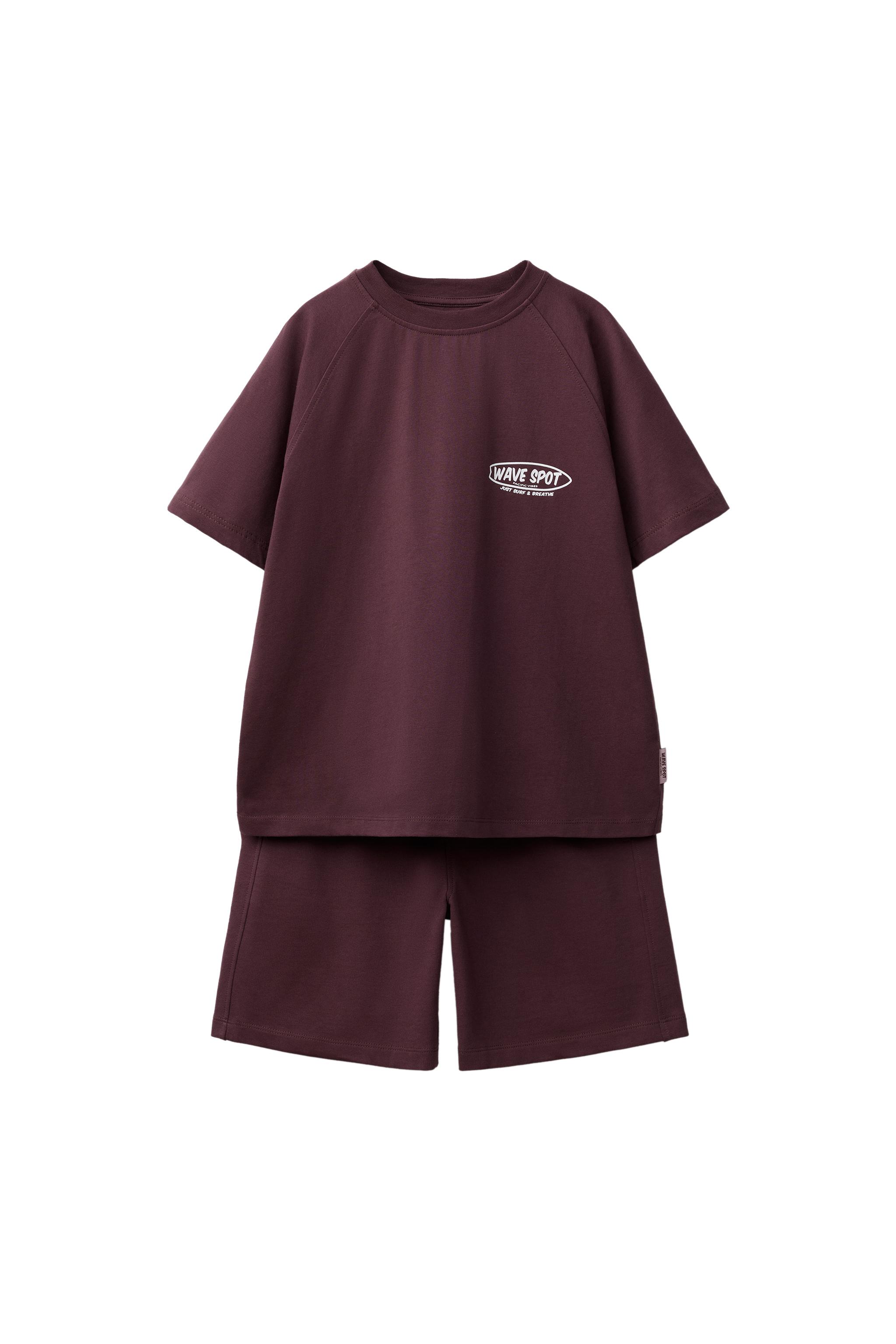 T-SHIRT AND SHORTS SET WITH TEXT - Wine | ZARA United States