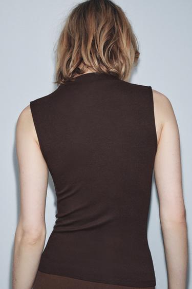 توب دون أكمام - بني الخاص بـ Zara