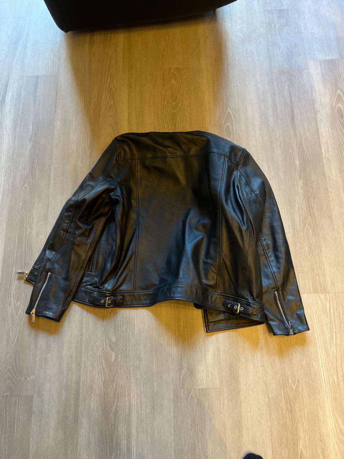 LEATHER JACKET - Image 2