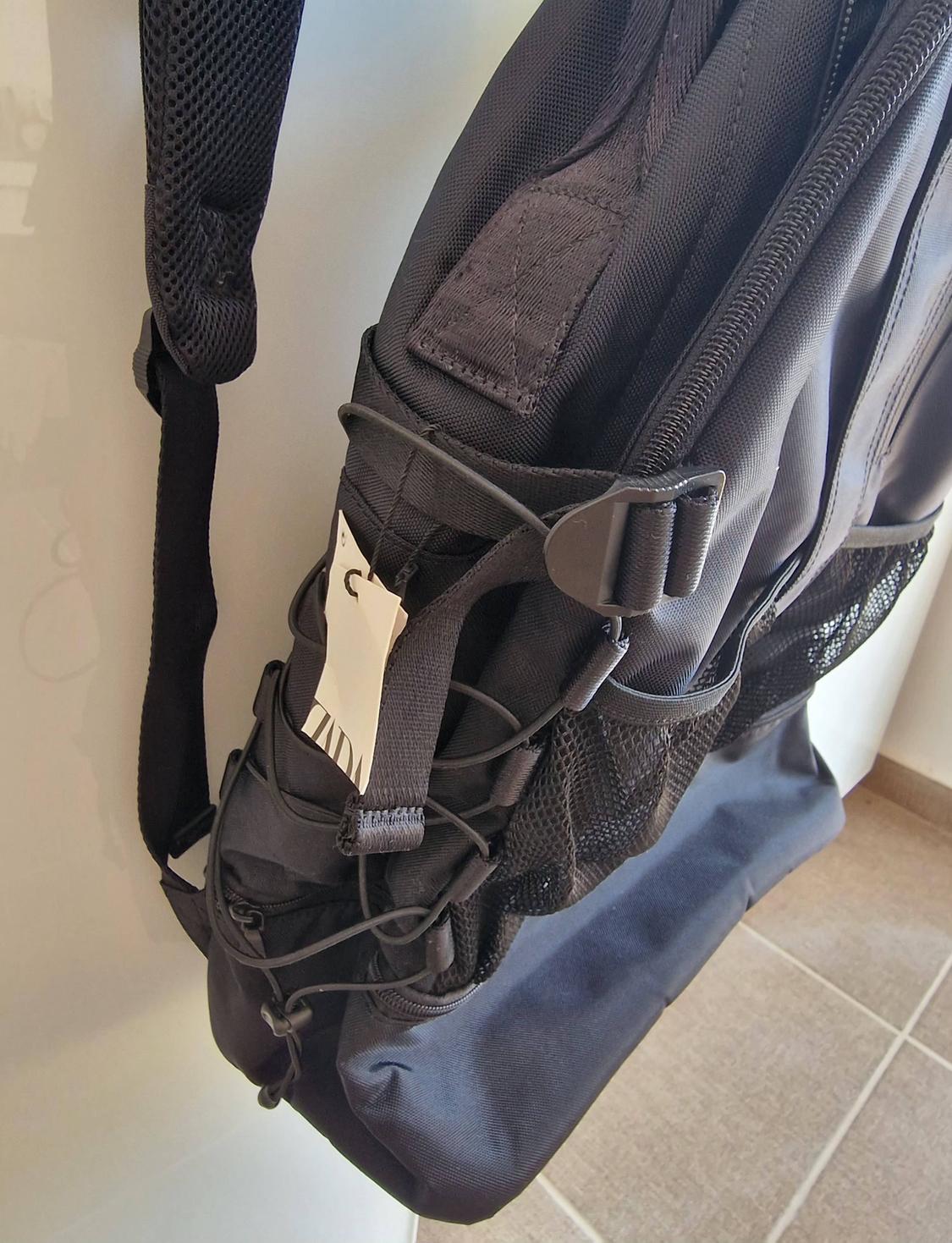 TECHNICAL SPORTS BACKPACK - Image 2