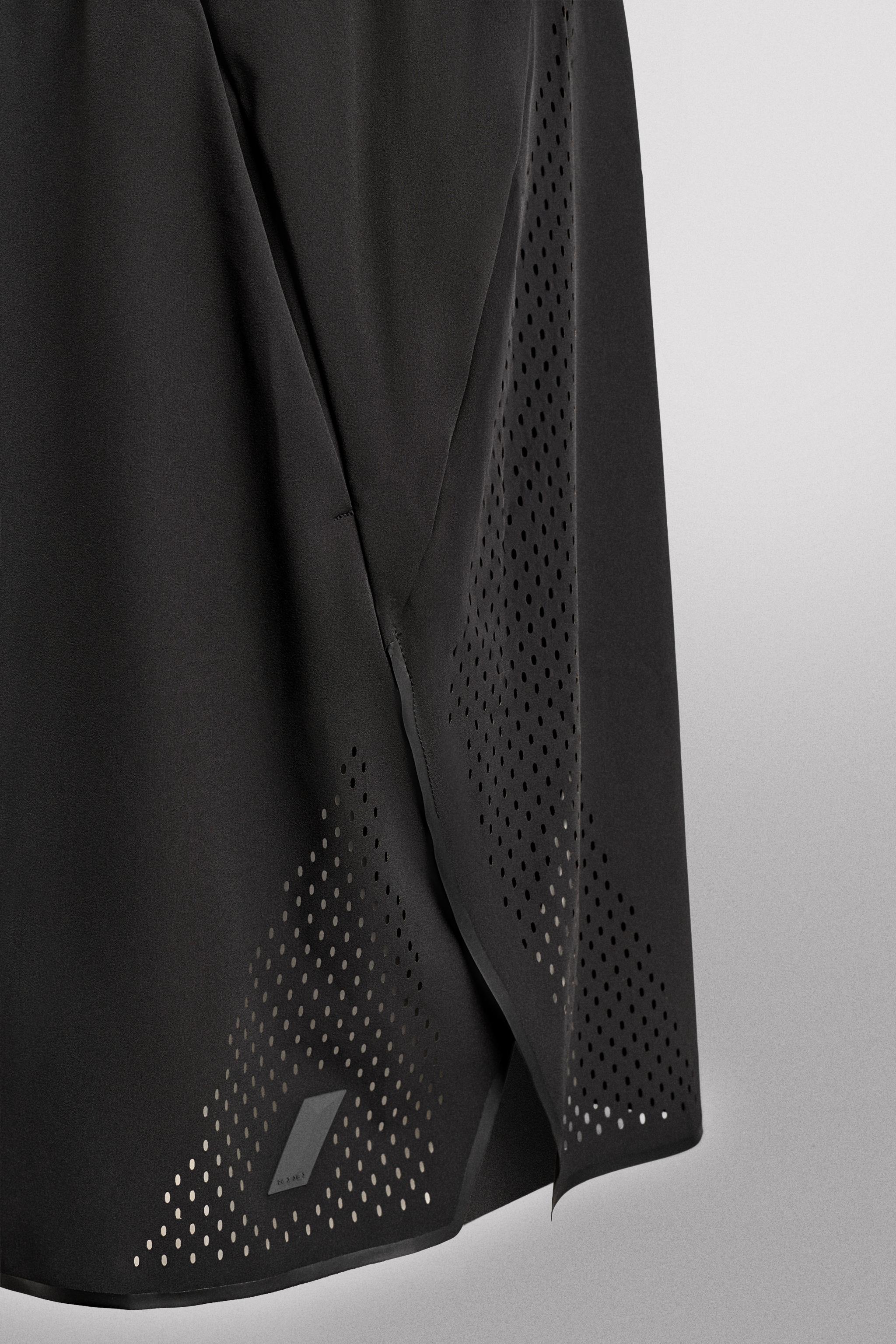 9" COMBINATION PERFORATED SHORTS