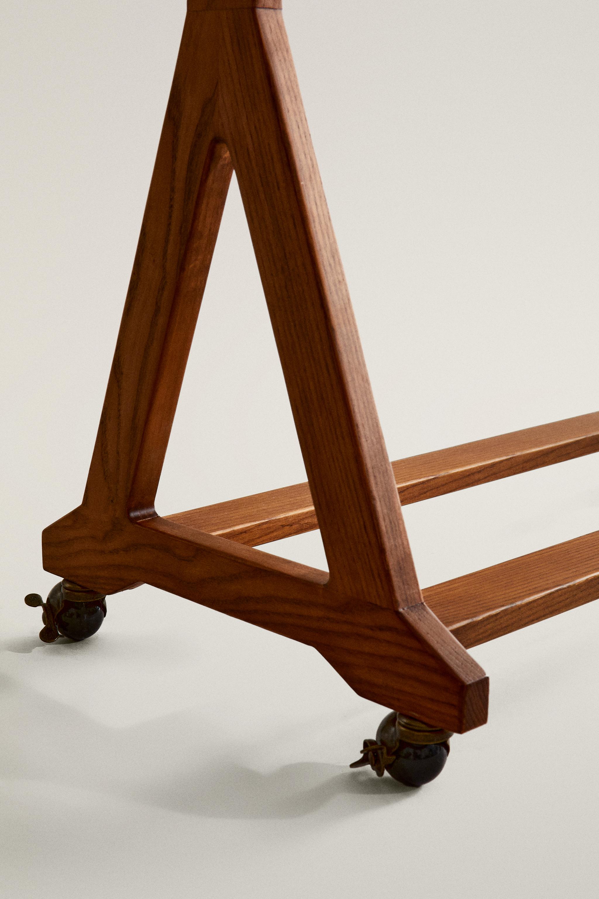 ASH WOOD CLOTHES RACK